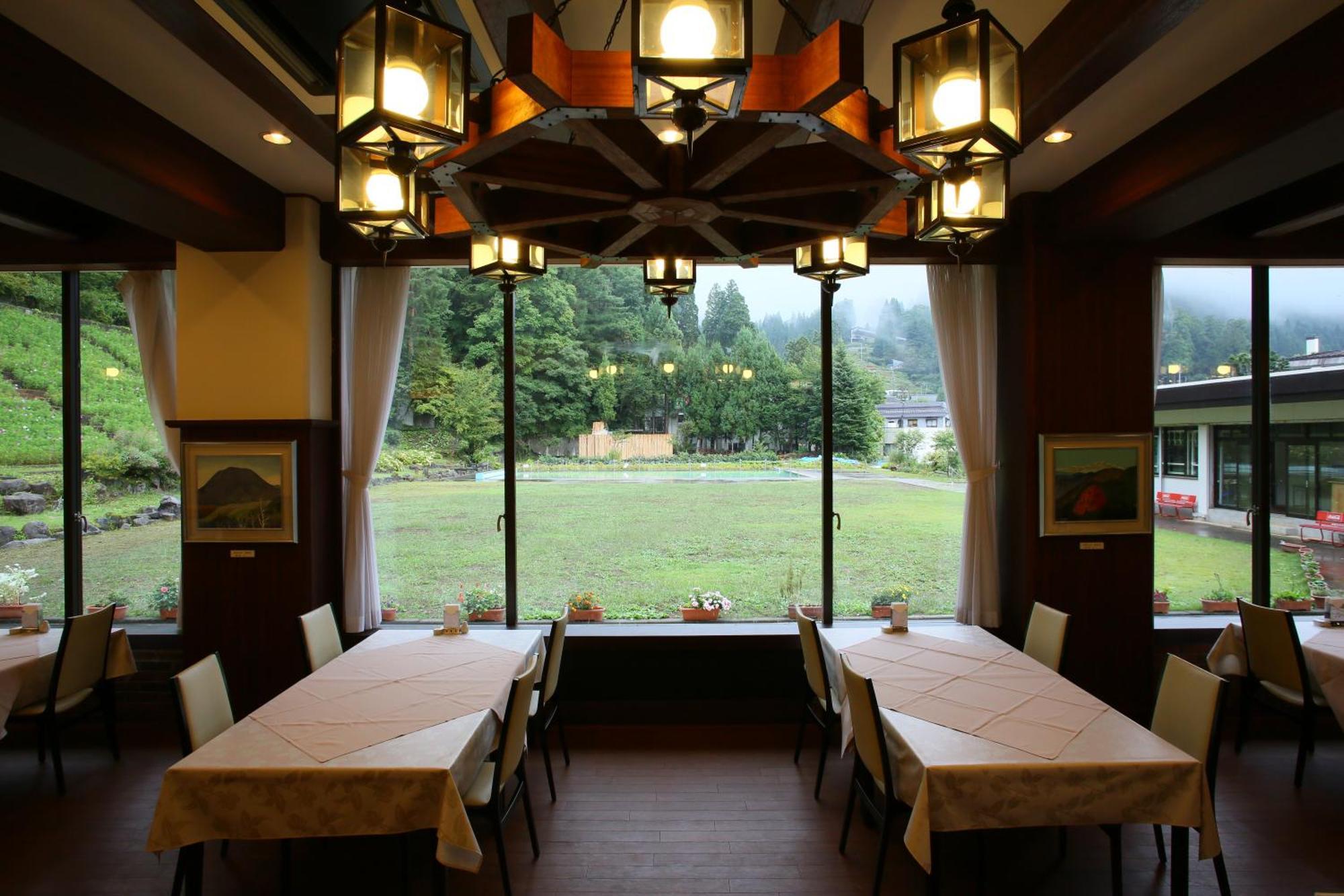 Nozawa Grand Hotel Exterior photo